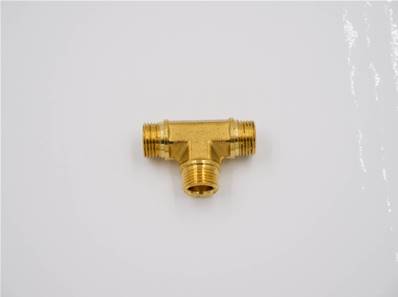 T-fitting John Deere R97061