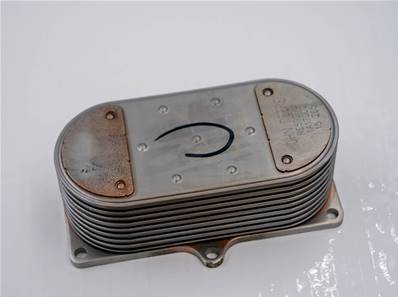 Oil cooler John Deere RE59298
