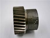 Used gearbox 4th stage splined gear John Deere YZ104093-US