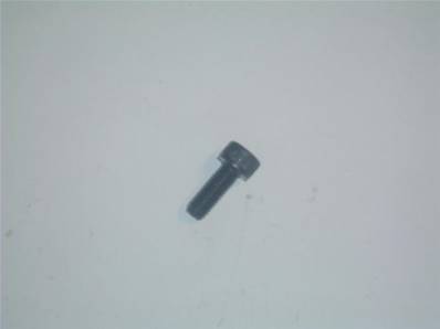 Socket Screw M16X140 Log Max RE501145