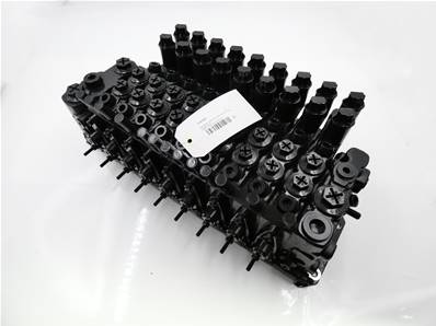 Hydraulic valve L90LS for 612 with crane and dual winch AT567