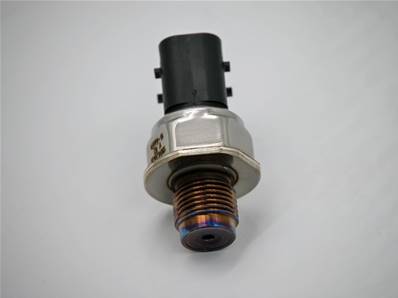 Rail pressure sensor VOLVO 21880678