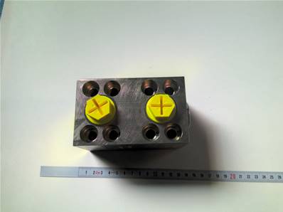 Anti cavitation manifold Log Max RE014991