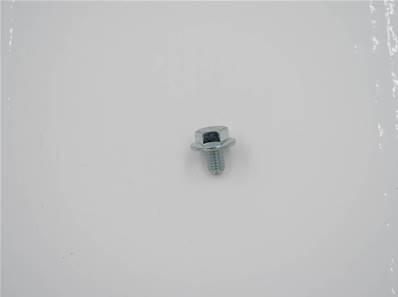 Rocker cover screw John Deere R521390