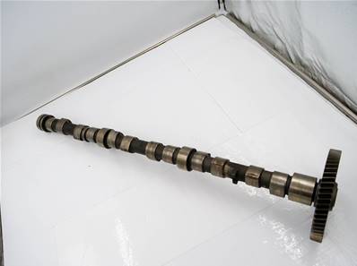 Used camshaft John Deere RE528950-US