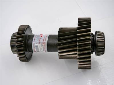 Used gearbox 6th stage splined shaft John Deere YZ106731-US