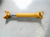 Drive shaft middle front 87318B01