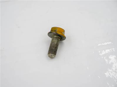 Used bolt John Deere RE67238-US