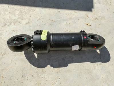 Main boom cylinder 110752B