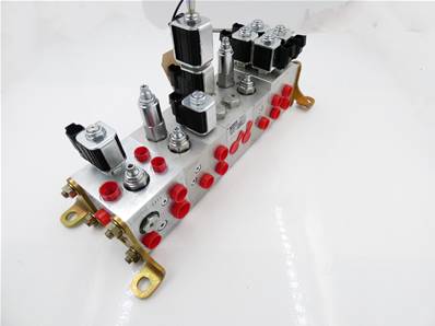 Hydraulic brake control manifold 44337B11