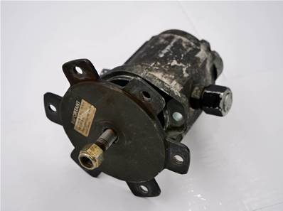 Used fan motor with hub John Deere AT224323-US