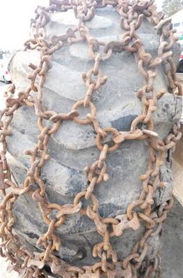 Used pair of chains 30.5-32 double diamonts 15,5mm