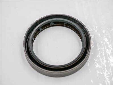 Transmission lip seal  John Deere 842824900