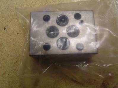 Blind Plate Ng4 Log Max RE613038