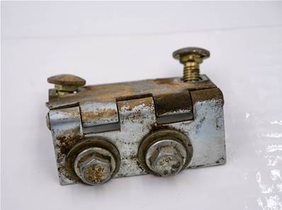 Used hinge John Deere AT151040-US