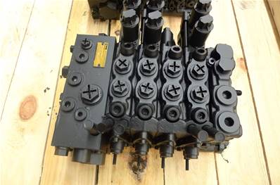 Valve L-90 #5 6000 Log Max RE614025-01