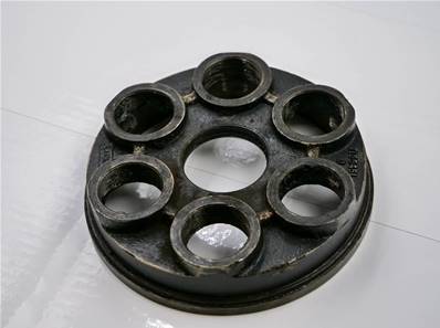 Used gripper rotation housing John Deere T155451-US