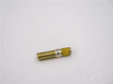 Stud John Deere F054060