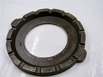 Used plate John Deere R125126-US