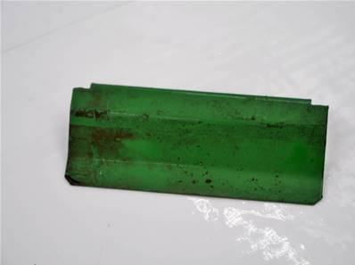 Door closing plate John Deere T149191-US