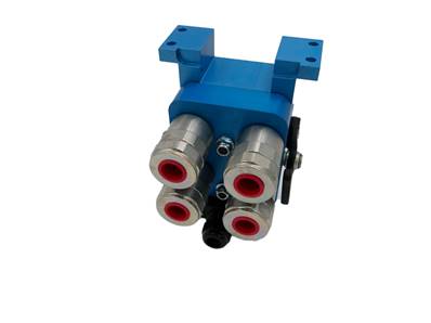 Multi-Line Plug Plate 4xG1/2" + 14p Connector Parker TMMC5555Q