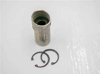 Oil pump intake John Deere RE63915