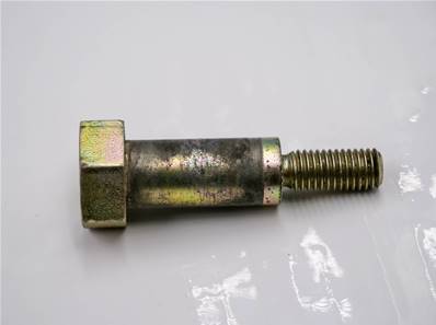 Used winch linkage shaft John Deere T68435-US