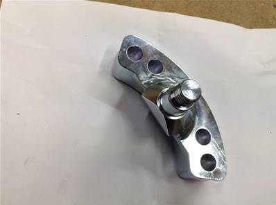 Cylinder Bracket Log Max RE017895