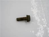 Used screw John Deere 19M7867-US
